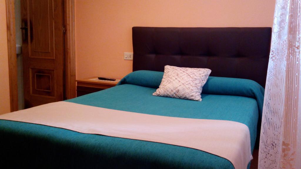 Pension Las Palmeras Lalín Quarto foto
